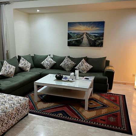 Beautiful, Great Equipped 122 M Holiday Apartment Near Majorelle Garden And Gueliz With Pool Views And A Large Balcony And Terrace Маракеш Екстериор снимка