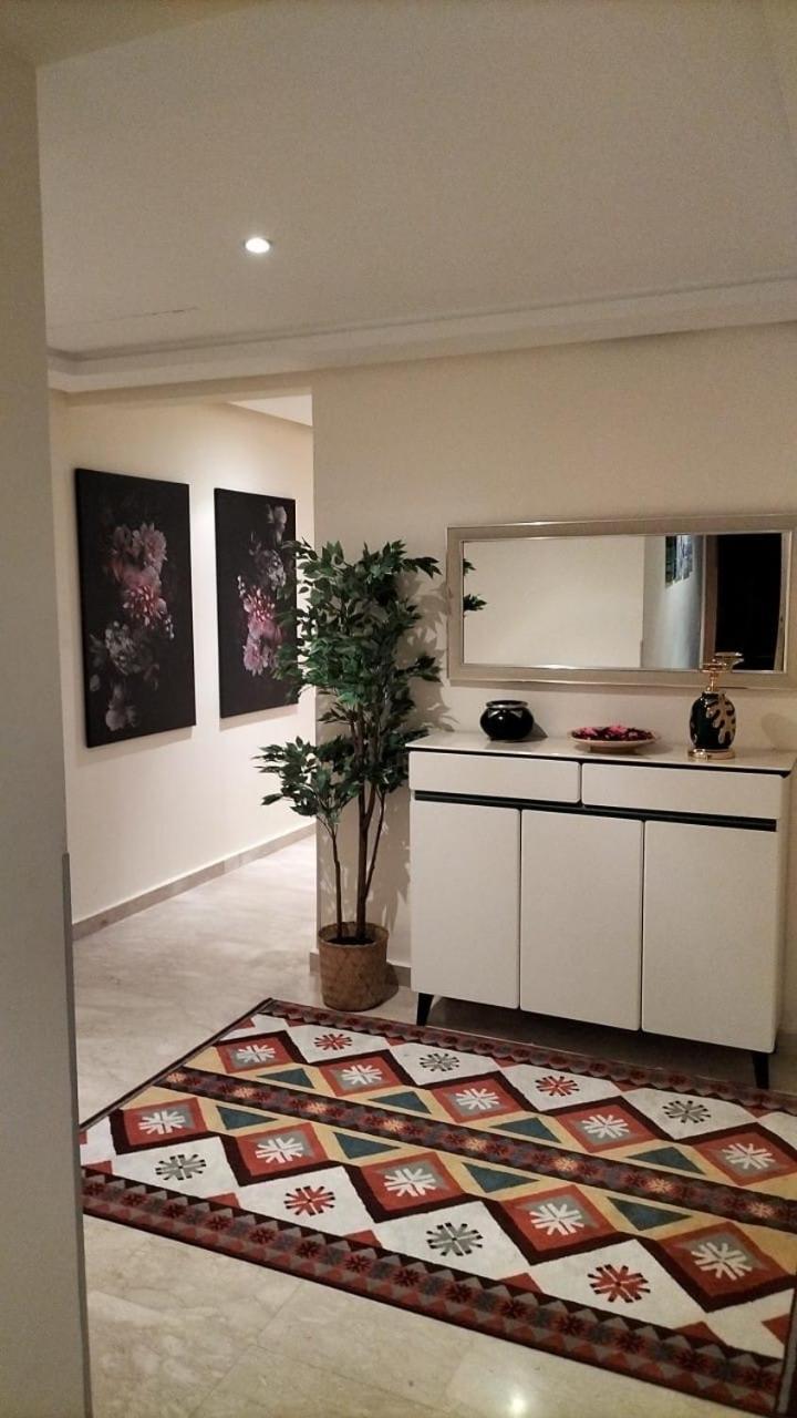 Beautiful, Great Equipped 122 M Holiday Apartment Near Majorelle Garden And Gueliz With Pool Views And A Large Balcony And Terrace Маракеш Екстериор снимка