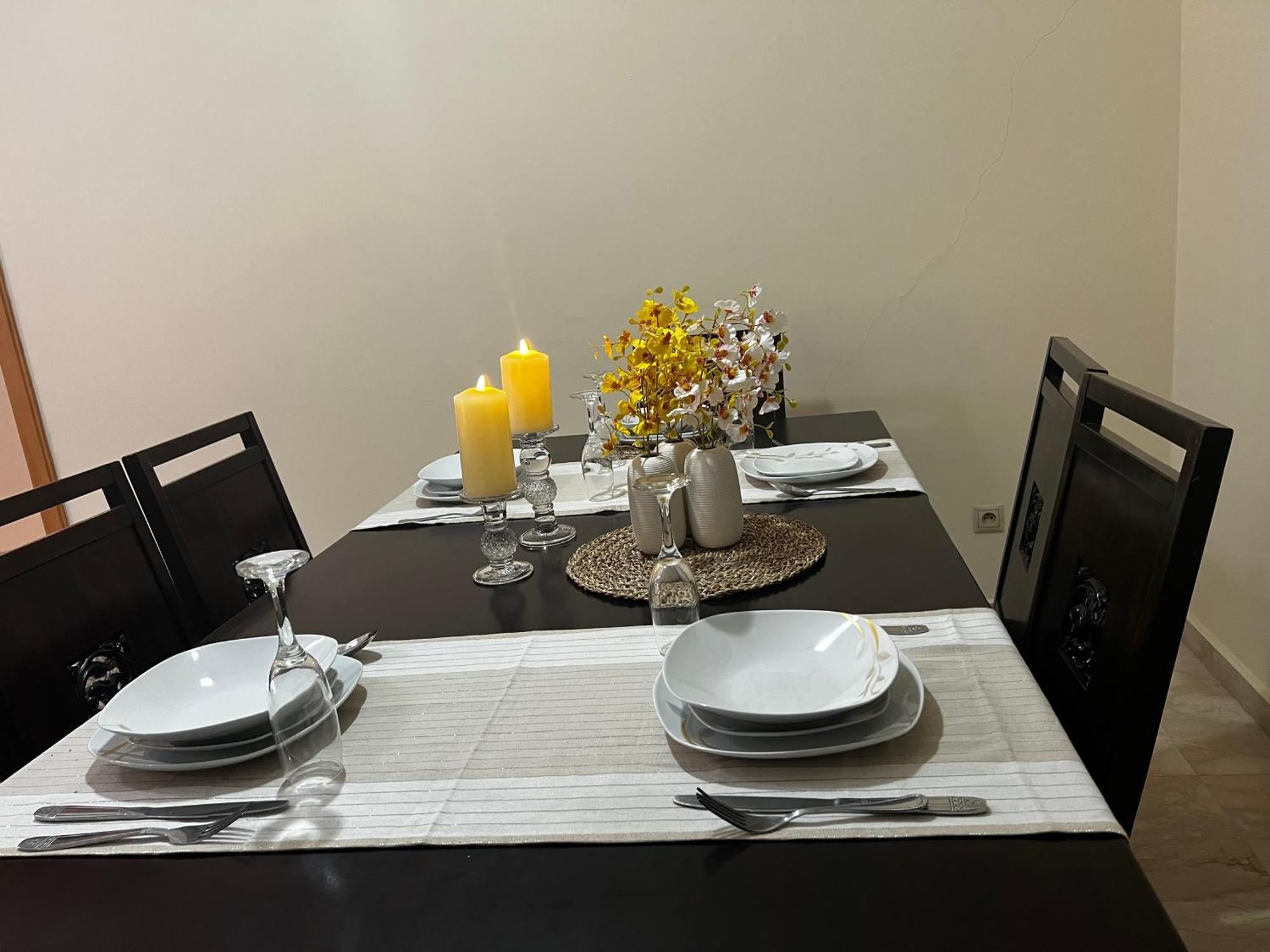 Beautiful, Great Equipped 122 M Holiday Apartment Near Majorelle Garden And Gueliz With Pool Views And A Large Balcony And Terrace Маракеш Екстериор снимка